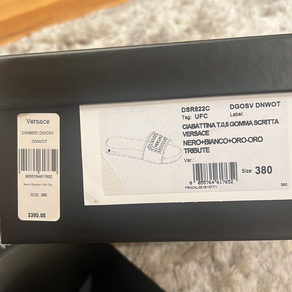 Versace Logo Pool Slides Black & White Sz 38 - Picture 3 of 9